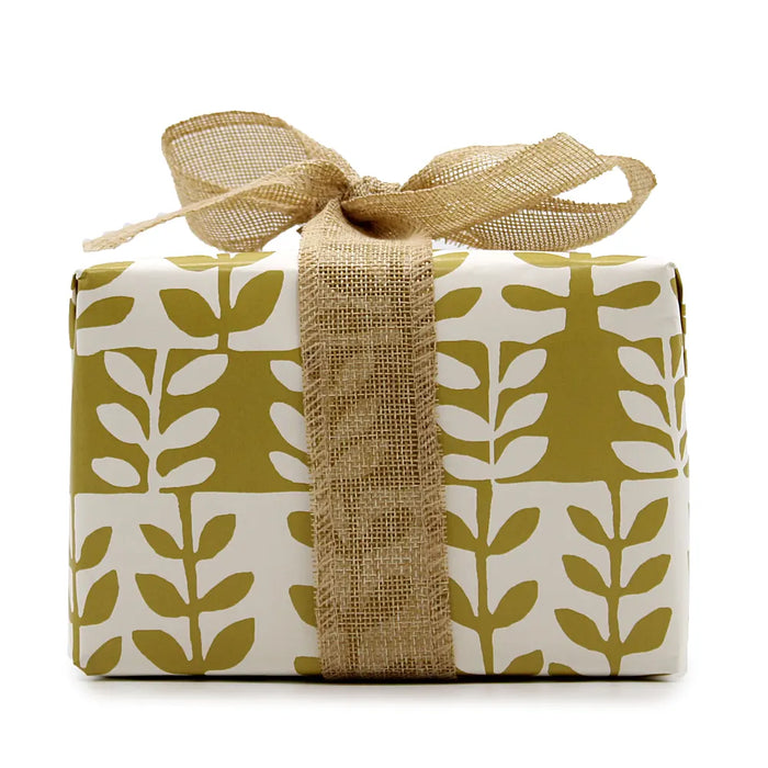 Agnes + Cat Fresh Citrus, Clementine and Moroccan Roll gift box with wrapped candle and bath fizzers