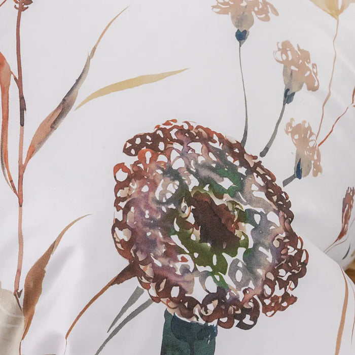 Close-up of Estoril Print duvet cover highlighting fine sateen cotton weave and detailed pattern.