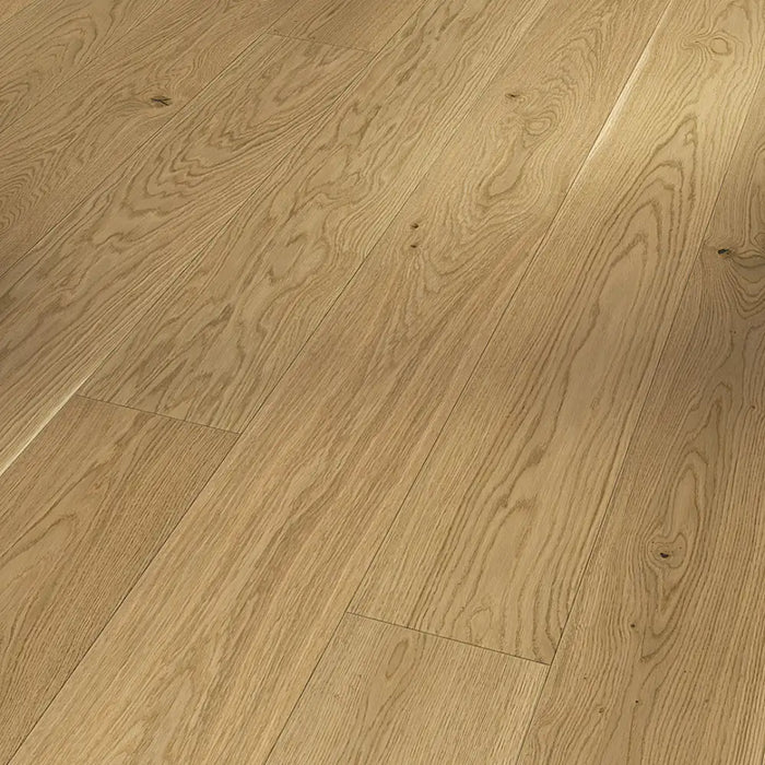Close-up of Molvina Natural planks showing subtle wood grain detail and smooth matt lacquered finish.