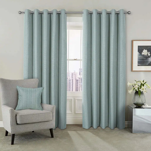 Jacob Green thermal blackout eyelet curtains with insulating interlined fabric