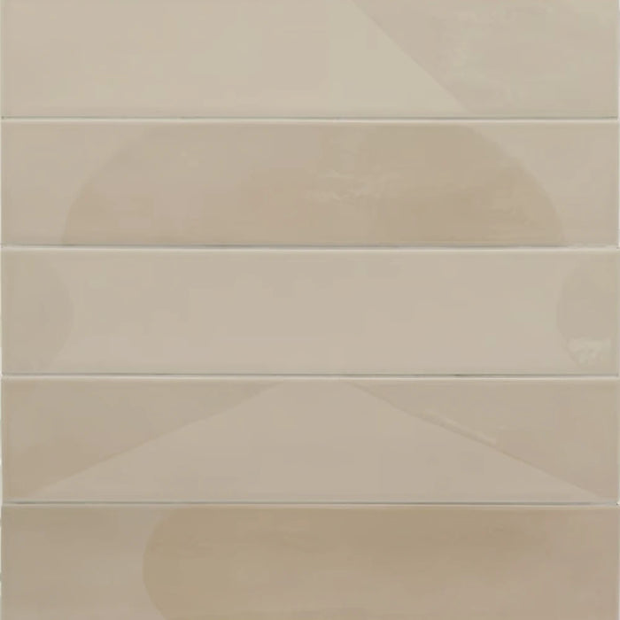 Close-up of Wadi Decor Beige gloss-on-matt pattern detail