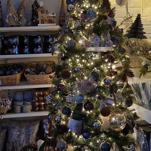 Warm White LED Ultra Brite Christmas Lights On a Tree